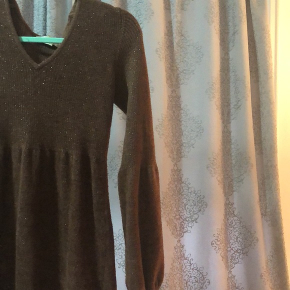 Newport News Vee Neck Sweater NOT FOR SALE - Picture 6 of 10